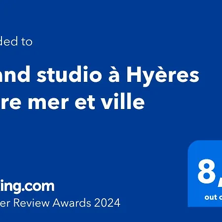 Grand à Entre Et *